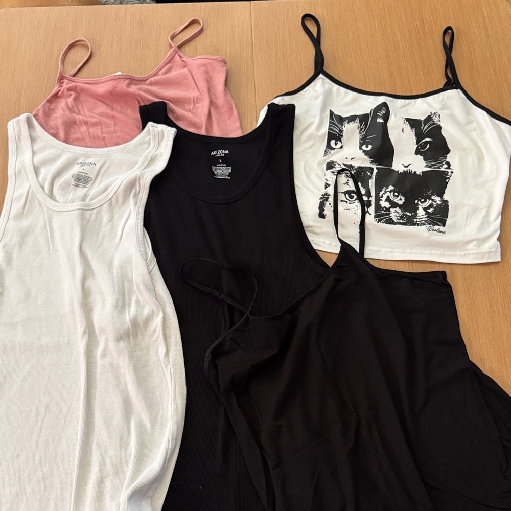 Bundle of 5 Tank Tops - Forever 21 - Arizona - Time and Tru